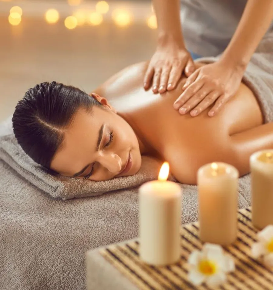 Full Body Aromatherapy Massage at Adorn Beauty